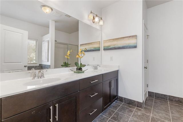 1739 Drew NW Drive, Atlanta, GA 30318