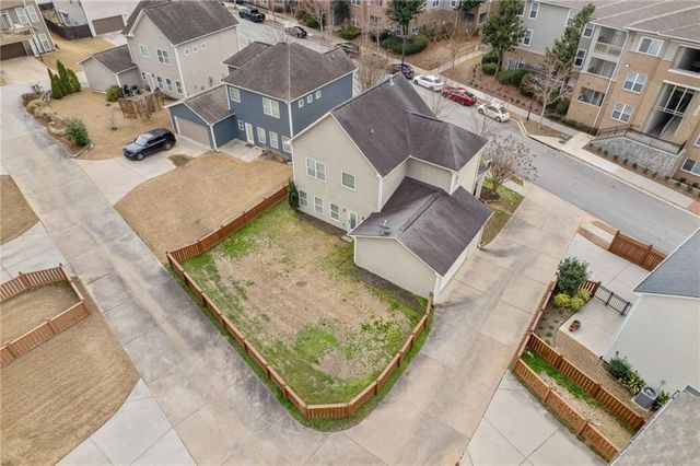 1739 Drew NW Drive, Atlanta, GA 30318