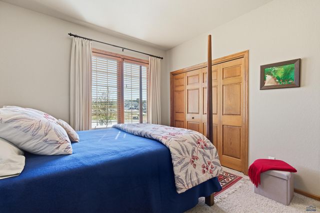 4536 PORTRUSH RD, Rapid City, SD 57702