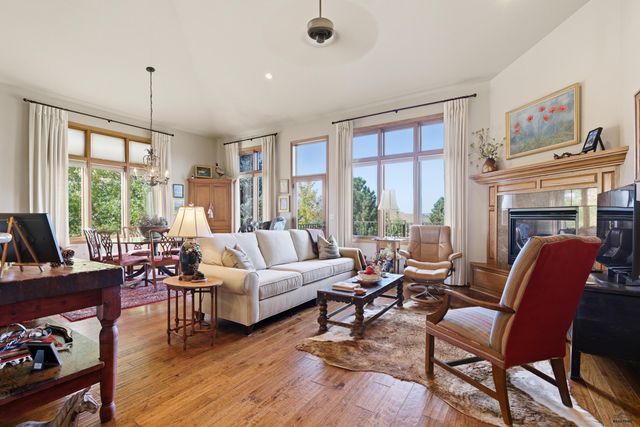 4536 PORTRUSH RD, Rapid City, SD 57702