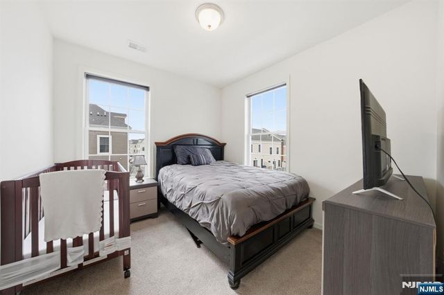 62 Roosevelt Drive, Wood Ridge, NJ 07075