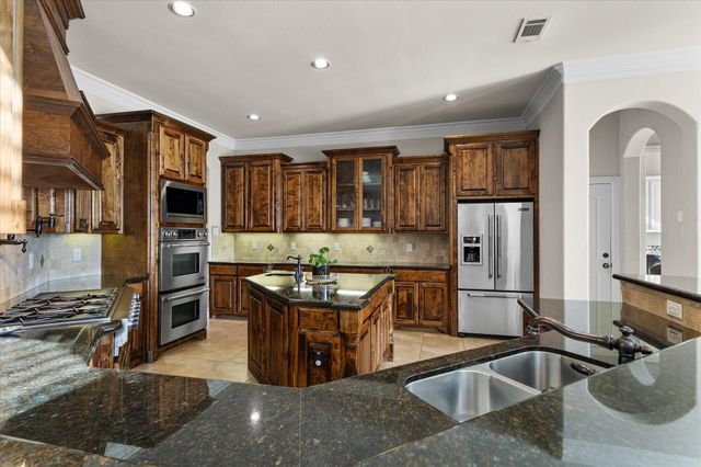 524 Heathland Crossing, Heath, TX 75032