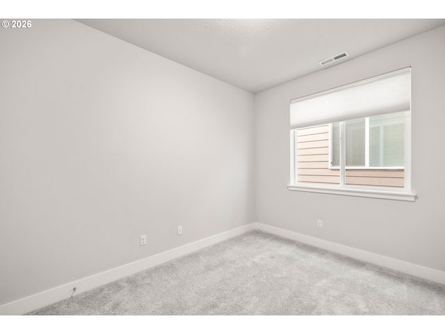 13852 Sw 172ND Ave, Tigard, OR 97140