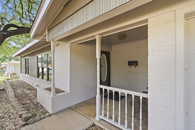 6220 Franwood Terrace, Fort Worth, TX 76112
