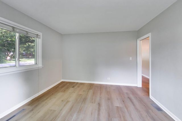 5705 Aubrey Terrace, Downers Grove, IL 60516
