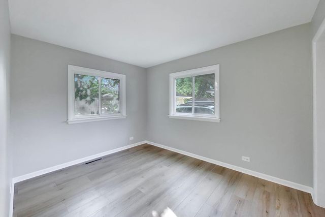 5705 Aubrey Terrace, Downers Grove, IL 60516