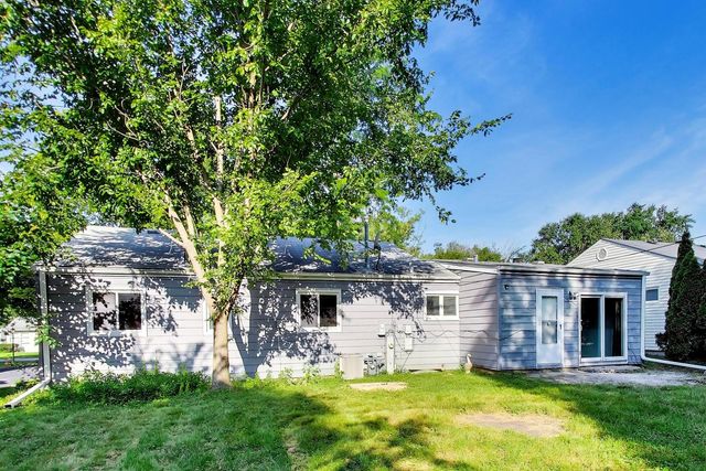 5705 Aubrey Terrace, Downers Grove, IL 60516