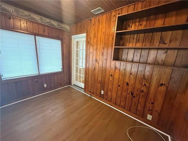 120 Paris Avenue, Mobile, AL 36606