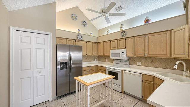 4538 CITATION LANE D, Sarasota, FL 34233
