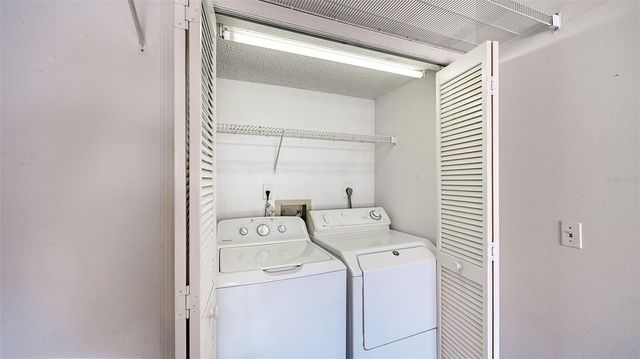 4538 CITATION LANE D, Sarasota, FL 34233