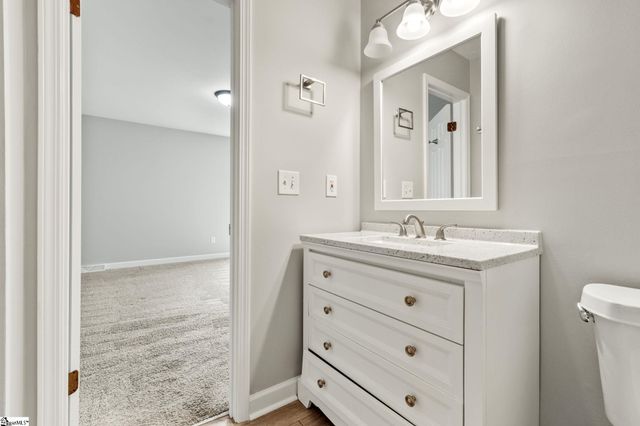 3 Buckingham Way, Taylors, SC 29687