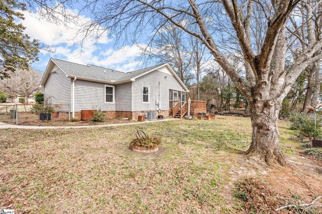 3 Buckingham Way, Taylors, SC 29687