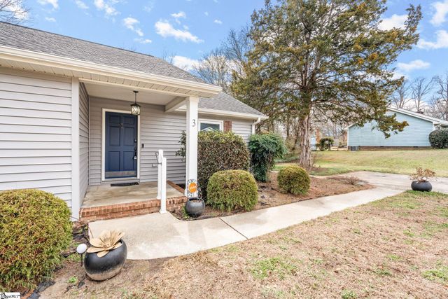 3 Buckingham Way, Taylors, SC 29687