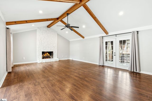 3 Buckingham Way, Taylors, SC 29687