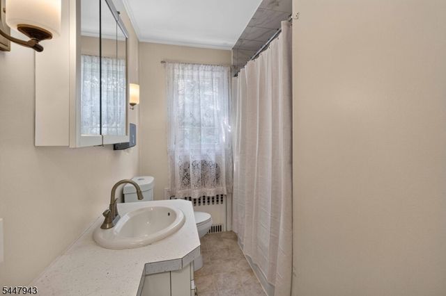 274 Weaver Rd, West Milford Twp., NJ 07480