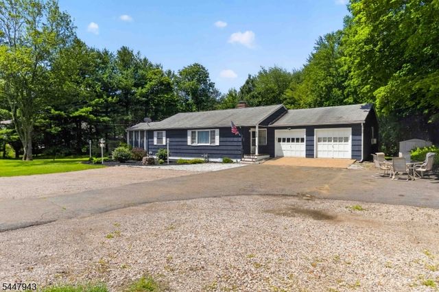274 Weaver Rd, West Milford Twp., NJ 07480