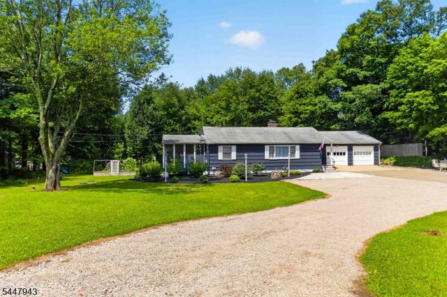 274 Weaver Rd, West Milford Twp., NJ 07480
