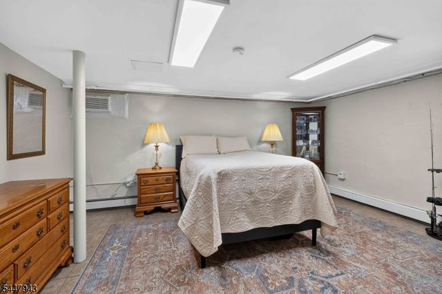 274 Weaver Rd, West Milford Twp., NJ 07480