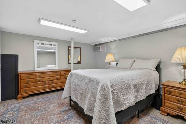 274 Weaver Rd, West Milford Twp., NJ 07480