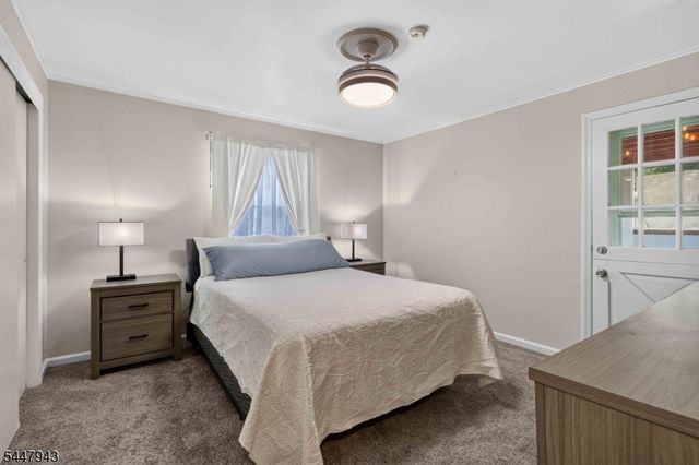 274 Weaver Rd, West Milford Twp., NJ 07480