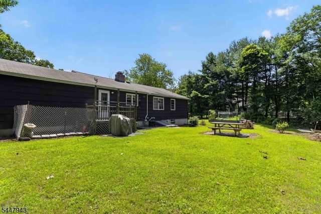 274 Weaver Rd, West Milford Twp., NJ 07480