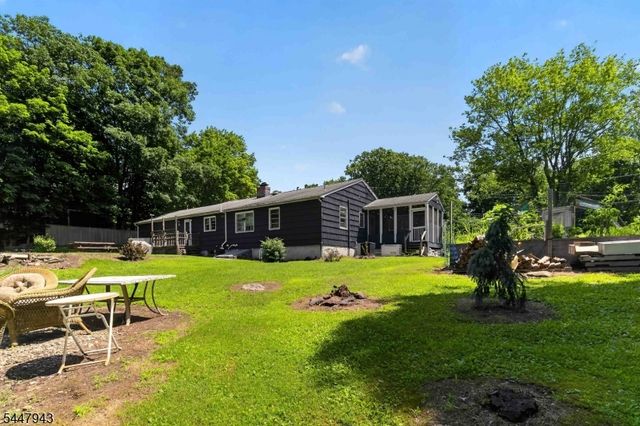 274 Weaver Rd, West Milford Twp., NJ 07480