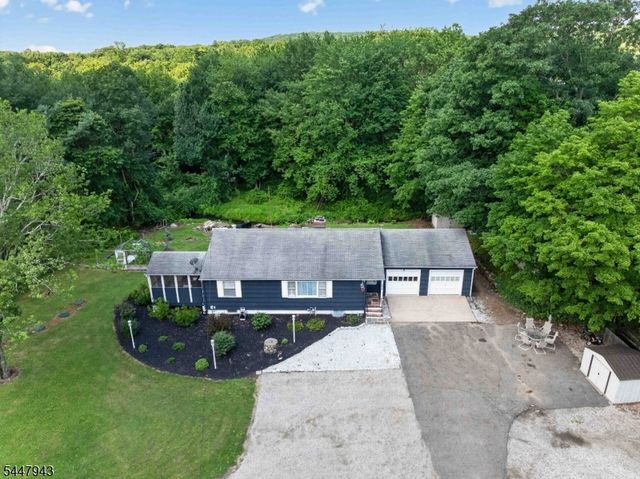 274 Weaver Rd, West Milford Twp., NJ 07480