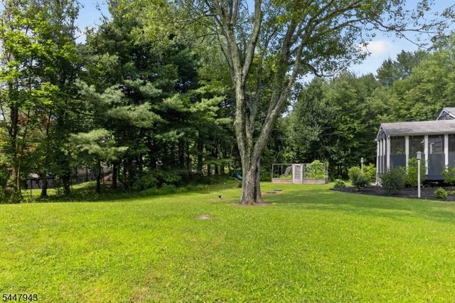274 Weaver Rd, West Milford Twp., NJ 07480