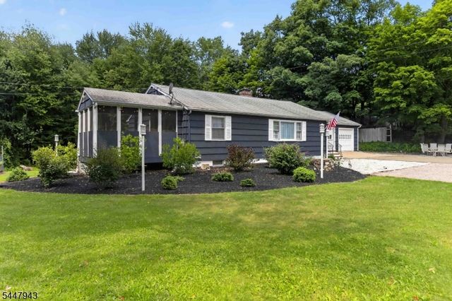 274 Weaver Rd, West Milford Twp., NJ 07480