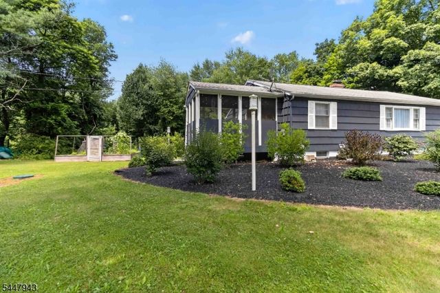 274 Weaver Rd, West Milford Twp., NJ 07480