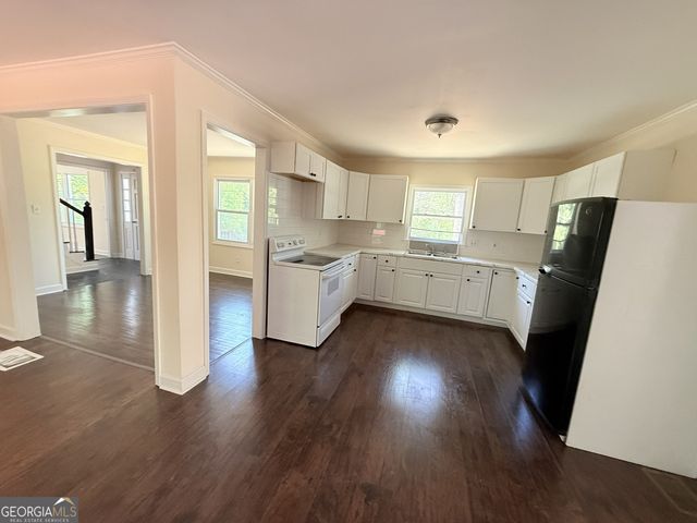 4326 Autumn Hill Drive, Stone Mountain, GA 30083