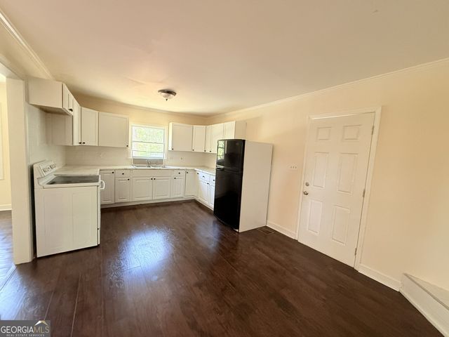 4326 Autumn Hill Drive, Stone Mountain, GA 30083