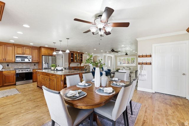 11404 S HIGH MESA DR, Sandy, UT 84092