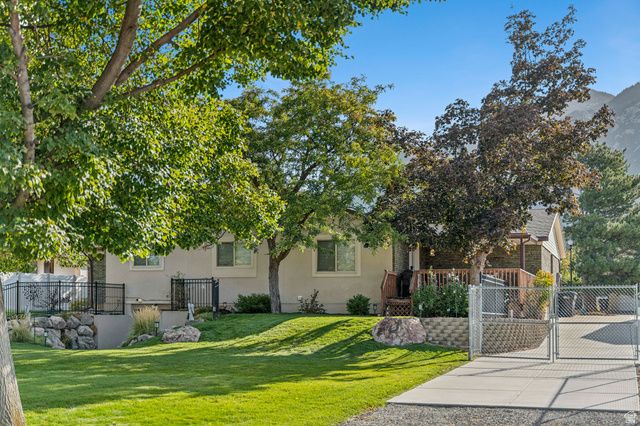 11404 S HIGH MESA DR, Sandy, UT 84092