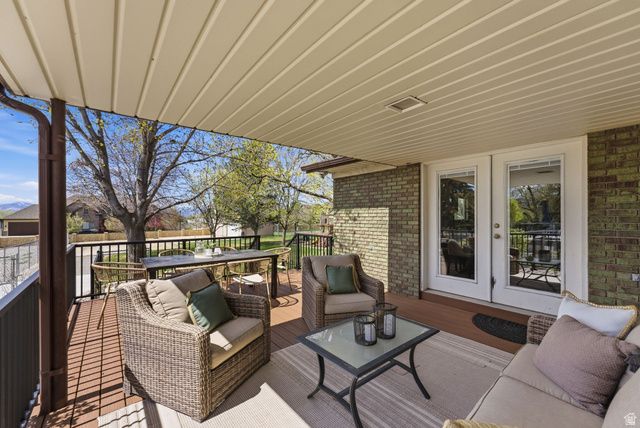 11404 S HIGH MESA DR, Sandy, UT 84092