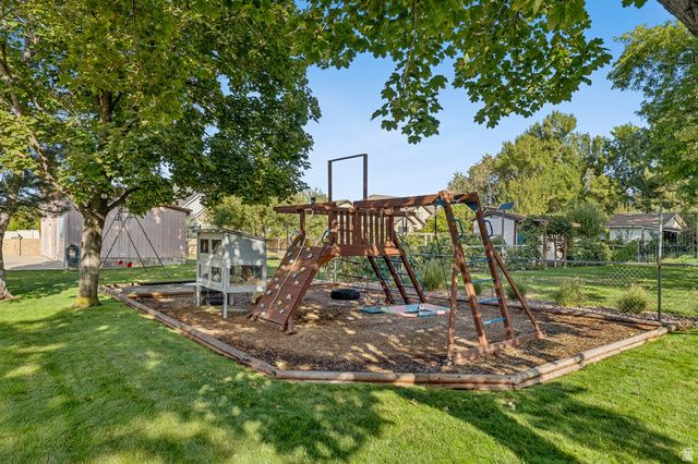 11404 S HIGH MESA DR, Sandy, UT 84092