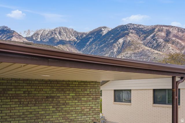11404 S HIGH MESA DR, Sandy, UT 84092