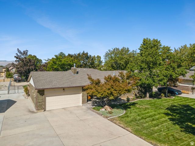 11404 S HIGH MESA DR, Sandy, UT 84092