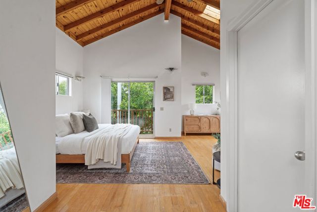7500 Denrock Avenue, Los Angeles, CA 90045