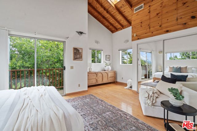 7500 Denrock Avenue, Los Angeles, CA 90045