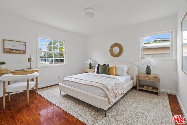 7500 Denrock Avenue, Los Angeles, CA 90045