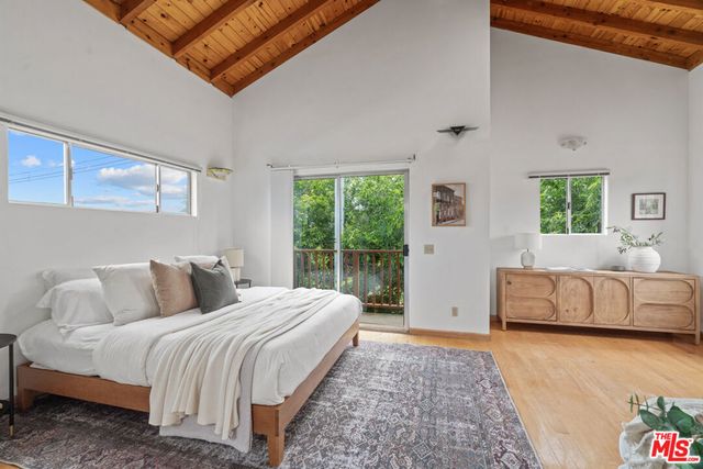 7500 Denrock Avenue, Los Angeles, CA 90045