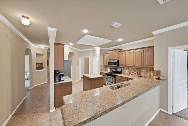 5003 Audie Court, Arlington, TX 76001