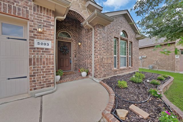 5003 Audie Court, Arlington, TX 76001