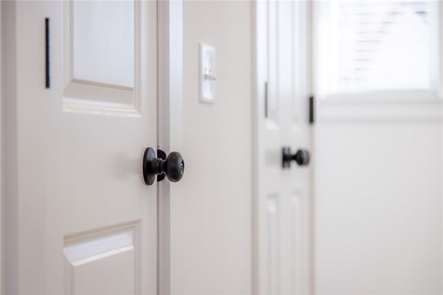 652 W Price Avenue, Springdale, AR 72764