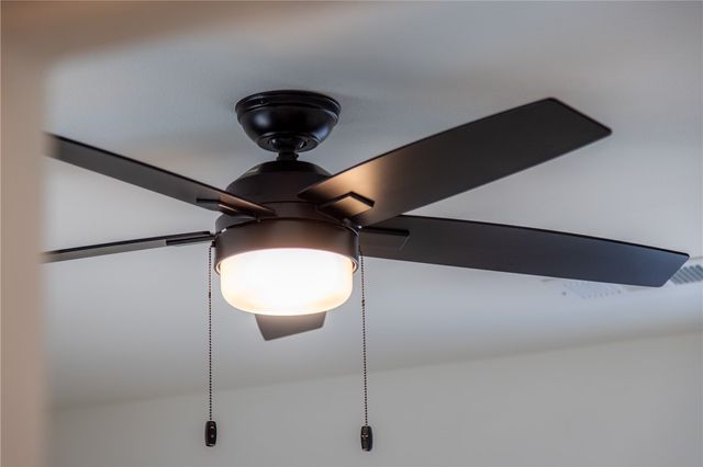 652 W Price Avenue, Springdale, AR 72764