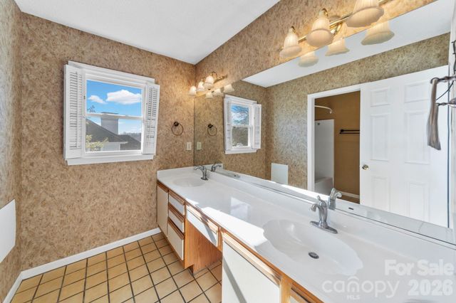 529 Catspaw Road, Statesville, NC 28677