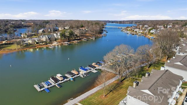 529 Catspaw Road, Statesville, NC 28677