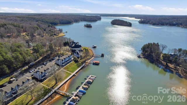 529 Catspaw Road, Statesville, NC 28677