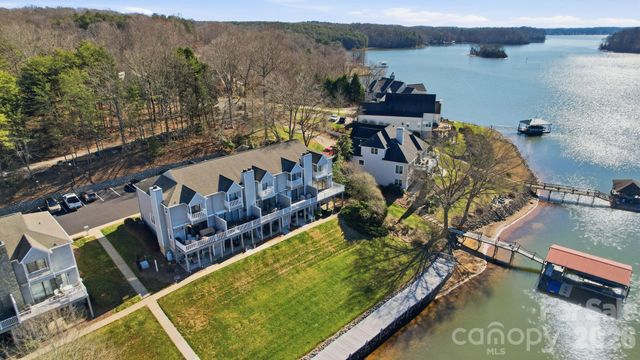 529 Catspaw Road, Statesville, NC 28677